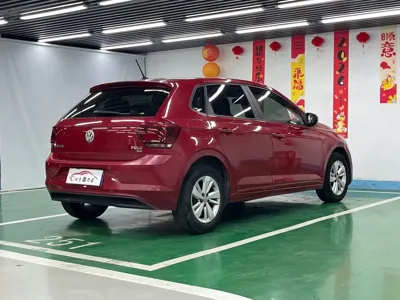 Volkswagen Polo 2020, 79000 км, за 6424.13 USD