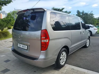 Hyundai Starex 2016, 186027 км, за 4228.47 USD