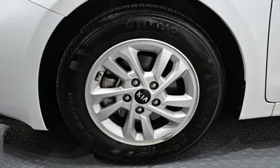 Kia K3 2021, 61939 км, за 9184.01 USD