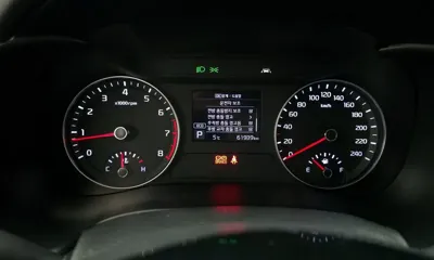 Kia K3 2021, 61939 км, за 9184.01 USD - фото 8