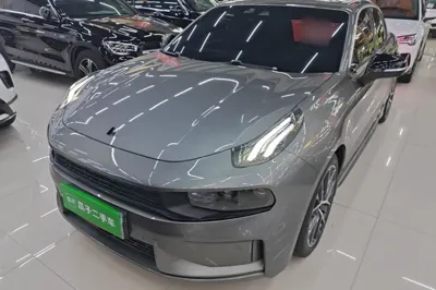 Lynk & Co 03 · 2022 год