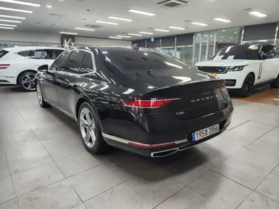 Genesis G90 2023, 52902 км, за 53170.54 USD