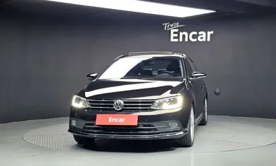 Volkswagen Jetta 2016, 167695 км, за 5146.58 USD