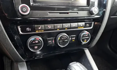 Volkswagen Jetta 2016, 167695 км, за 5146.58 USD - фото 16