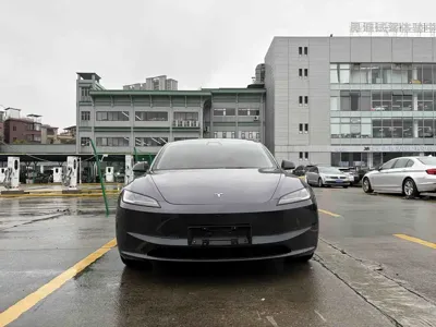Tesla Model 3 2024, 36000 км, за 28987.08 USD