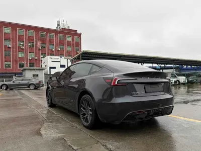 Tesla Model 3 2024, 36000 км, за 28987.08 USD - фото 7