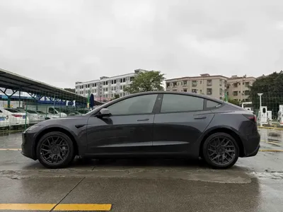 Tesla Model 3 2024, 36000 км, за 28987.08 USD - фото 8