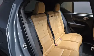 Volvo XC40 2020, 77656 км, за 16836.76 USD - фото 11