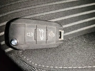Peugeot 408 2016, 133200 км, за 3251.85 USD - фото 9