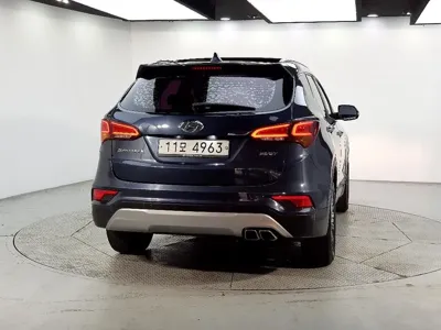 Hyundai Santafe 2016, 190491 км, за 5596.09 USD