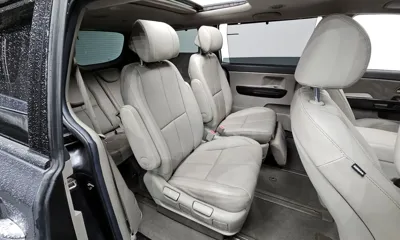 Kia Canival 2016, 166964 км, за 6754.96 USD - фото 12
