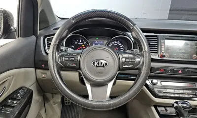 Kia Canival 2016, 166964 км, за 6754.96 USD - фото 13