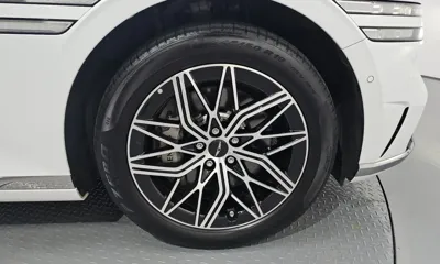 Genesis G90 2022, 51083 км, за 45316.59 USD
