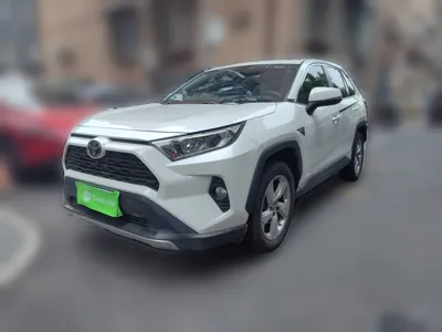 Toyota RAV4 · 2020 год