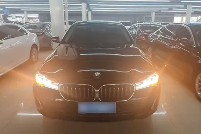 BMW 5 Series 2021, 156800 км, за 27257 USD