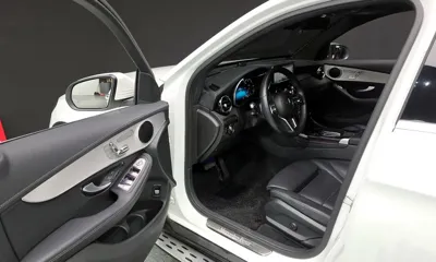 Mercedes-Benz GLC-Class 2022, 15405 км, за 25644.57 USD - фото 10