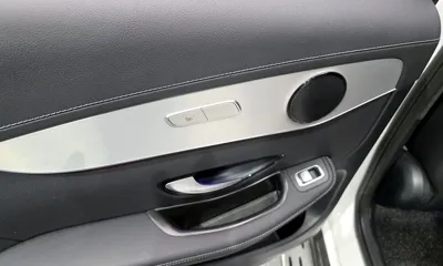 Mercedes-Benz GLC-Class 2022, 15405 км, за 25644.57 USD - фото 18