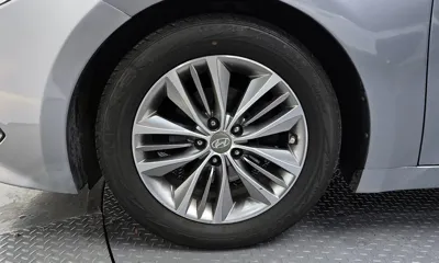Hyundai Grandeur 2016, 224495 км, за 3171.46 USD