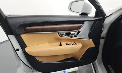 Volvo S90 2022, 17537 км, за 28093.62 USD - фото 24