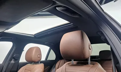 Mercedes-Benz E-Class 2022, 11055 км, за 29732.4 USD - фото 18