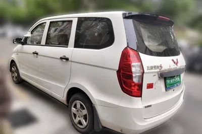 Wuling Hongguang 2015, 76300 км, за 4720 USD