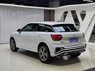 Audi Q2L 2022, 13000 км, за 19920.48 USD