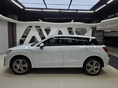 Audi Q2L 2022, 13000 км, за 19920.48 USD - фото 8