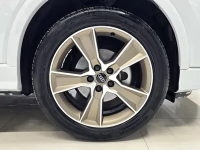 Audi Q2L 2022, 13000 км, за 19920.48 USD - фото 12