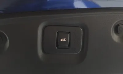 Nissan Pathfinder 2018, 89585 км, за 7811.08 USD - фото 19