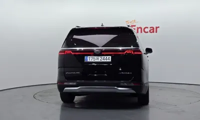 Kia Canival 2021, 116861 км, за 14431.51 USD
