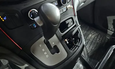Hyundai Starex 2017, 62785 км, за 8787.58 USD - фото 9