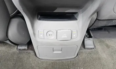 Kia Canival 2015, 233171 км, за 4005.7 USD - фото 19