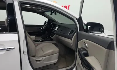 Kia Canival 2015, 233171 км, за 4005.7 USD - фото 26