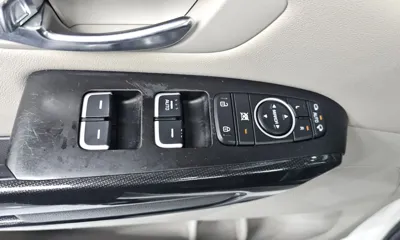 Kia Canival 2015, 233171 км, за 4005.7 USD - фото 27