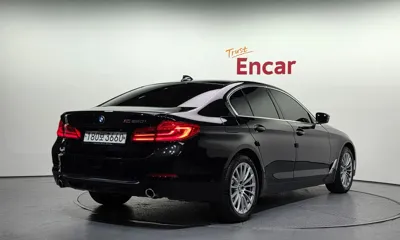 BMW 5-Series 2020, 25803 км, за 21125.81 USD