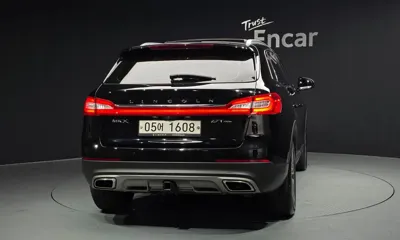 Lincoln MKX 2017, 57011 км, за 10224.56 USD