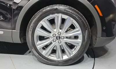 Lincoln MKX 2017, 57011 км, за 10224.56 USD