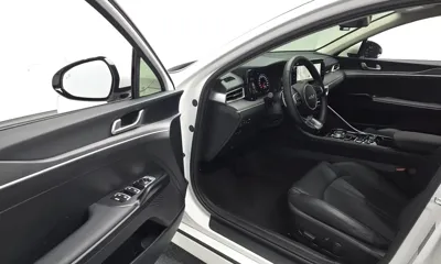 Kia K5 2023, 18338 км, за 23649.47 USD - фото 10