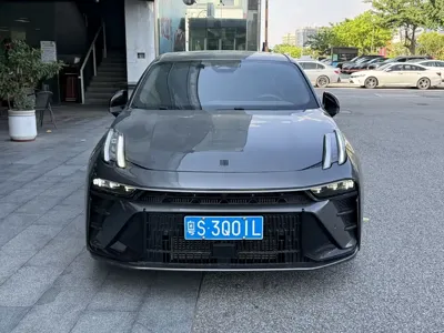 Lynk & Co 03 2024, 30000 км, за 10240.31 USD
