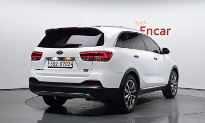 Kia Sorento 2016, 159134 км, за 8467.9 USD