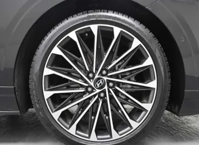 Hyundai Grandeur 2023, 22403 км, за 25270.37 USD