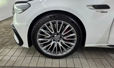 Mercedes-Benz E-Class 2026, 3965 км, за 78714.62 USD