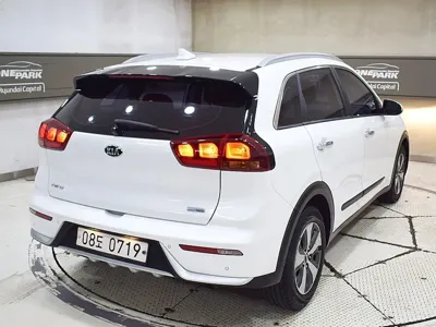 Kia Niro 2017, 120900 км, за 6577.21 USD