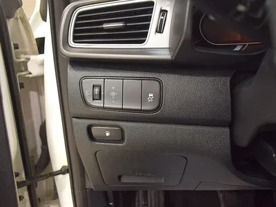 Kia Niro 2017, 120900 км, за 6577.21 USD - фото 8