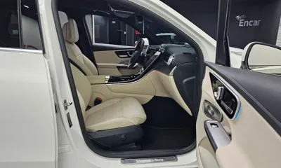 Mercedes-Benz GLC-Class 2025, 12516 км, за 45256.22 USD - фото 11