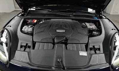 Porsche Cayenne 2022, 61036 км, за 58234.7 USD - фото 6