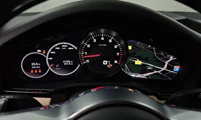 Porsche Cayenne 2022, 61036 км, за 58234.7 USD - фото 8