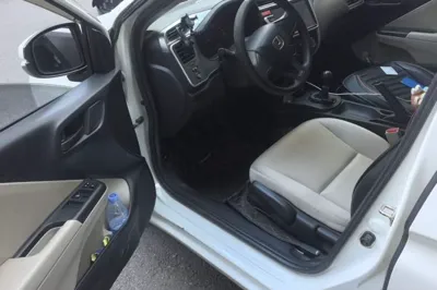 Honda City 2015, 81300 км, за 4087 USD - фото 9