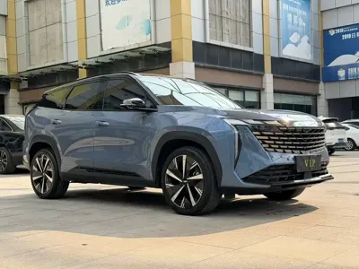 Geely Boyue L 2022, 50000 км, за 10951.32 USD