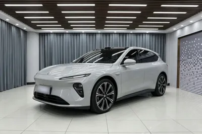 Nio ET7 · 2024 год